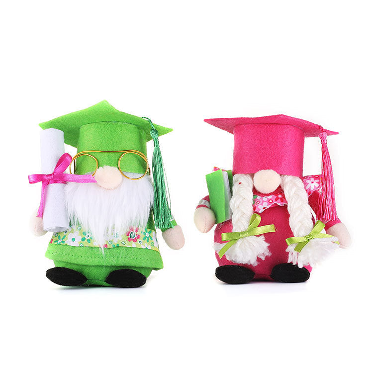Opening ceremony dwarf couple doll decoration cross border graduation season rag doll decoration bachelor hat mascot - Xvogue